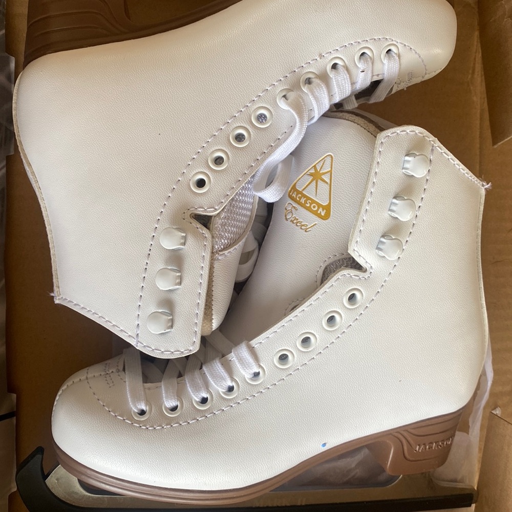 NIB Jackson kids ice skates